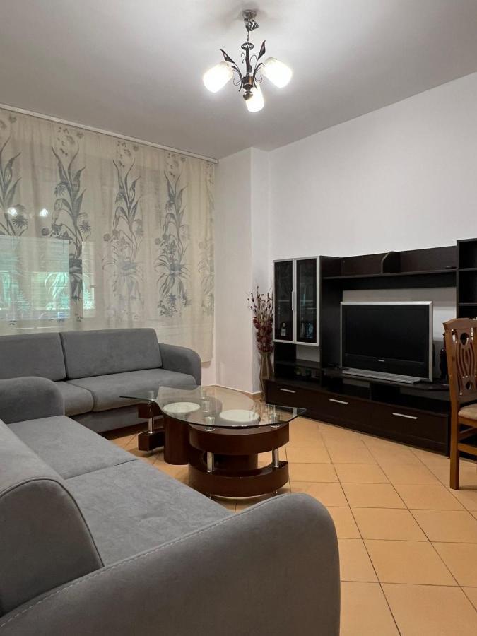 Leonard Apartment Tirana Exterior foto